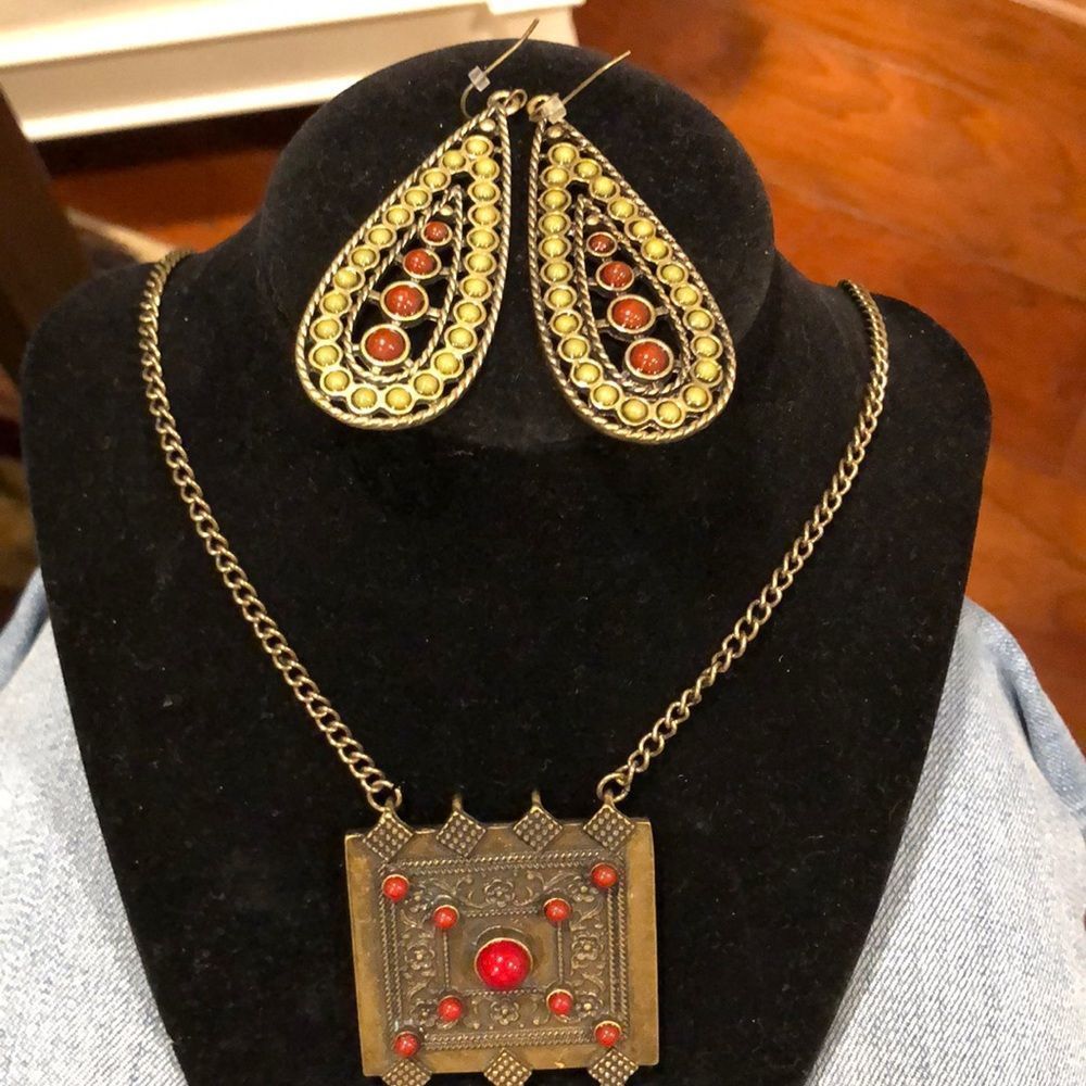 Adjustable Statement Necklace W/Matching Earrings - image 7